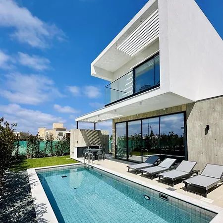 Villa Elysian Blue 4 *