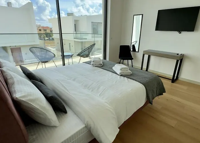 Vila Elysian Blue 4 Paphos