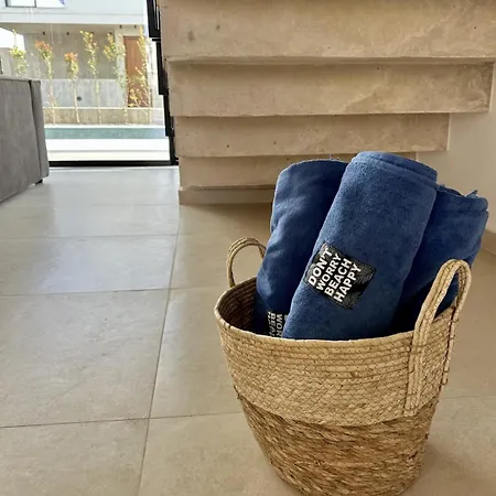 וילה Elysian Blue 4